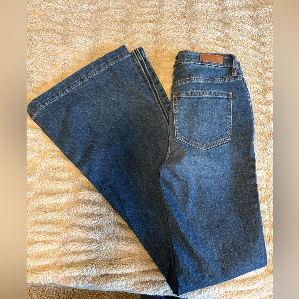 Shyanne Dark Blue Flare Women's Jeans